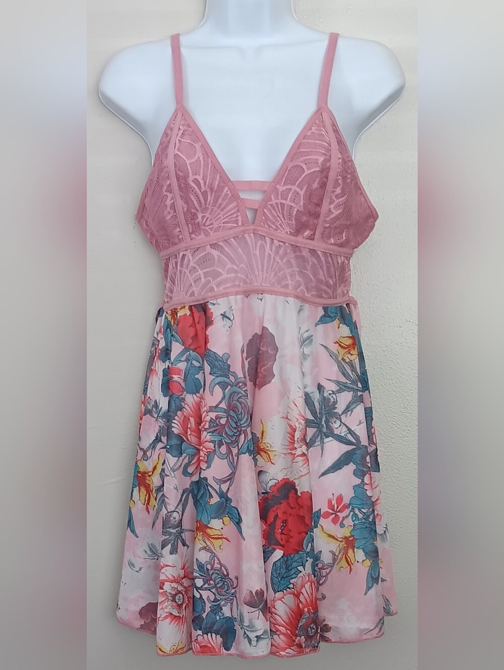 Women's Delicate Pink Floral Lace Babydoll Nighty Lace Details Flowing Skirt 1XL
